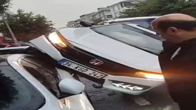 Otomobil kontrolden çıktı, park halindeki aracın üzerine uçtu