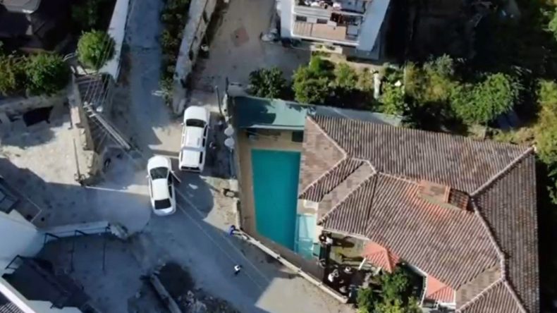 Özel Harekat’tan Lüks Villaya Dron Destekli Operasyon