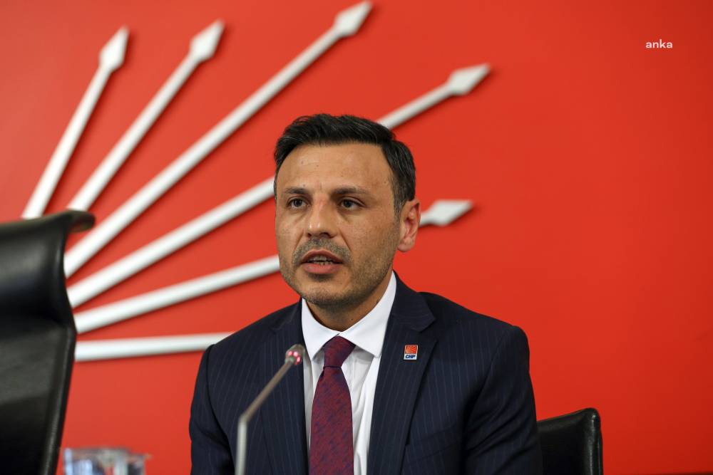 Özgür Çelik Açıklama Yapıyor