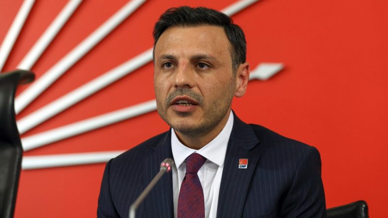 Özgür Çelik’ten Otopark Açıklaması