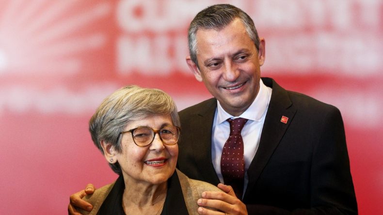 Özgür Özel, 32 Anne ile Telefonda Buluştu