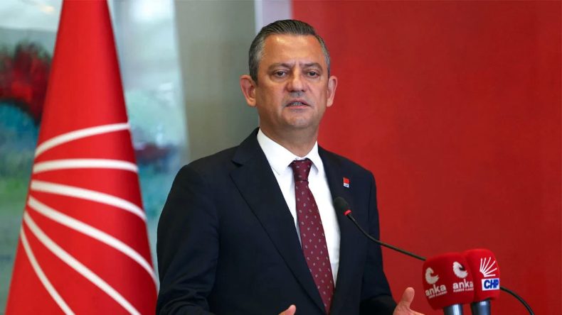 Özgür Özel, AYM’yi ziyaret etti: 10 yıldır kullanmadığı yürütmeyi durdurma kararını vermelerini talep ediyoruz