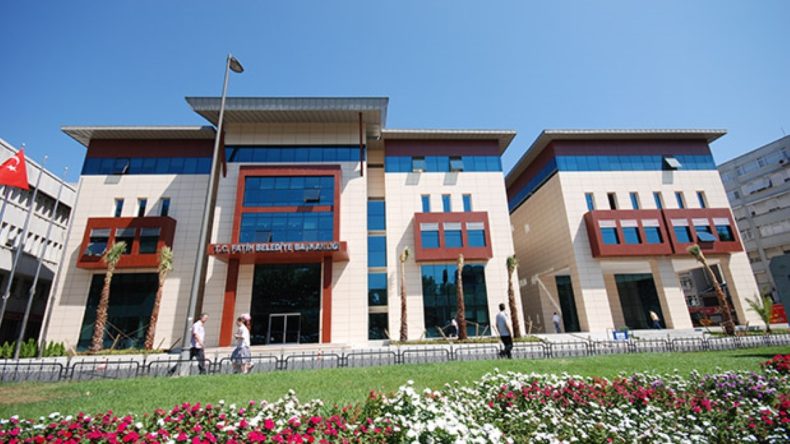 Özgür Özel, Fatih Belediyesi’ni işaret etmişti: Usulsüzlükler, Sayıştay raporunda