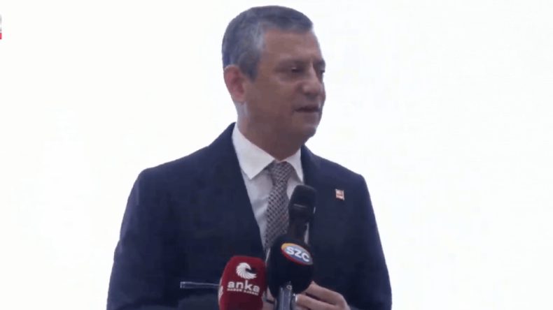 Özgür Özel'den Cüneyt Özdemir'e: Soma'yı unutturmayacaktın!