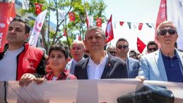 Özgür Özel’den 19 Mayıs’ta AK Partili gençlere çağrı: Reisinizin elinden o topu geri alın