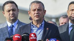 Özgür Özel’den cezaevindeki İmamoğlu’na ziyaret: “Bu zulüm Türkiye için iyi değil”
