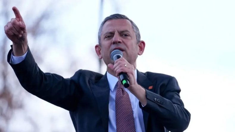 Özgür Özel’den Demokrasi ve Eşitlik Vurgusu: Türk’ü, Kürt’ü, Alevi’si, Sünni’si Tam Olarak Eşit Olsun