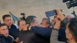 Özgür Özel’e Yönelik Saldırı Sonrası Koruma Ekibine Tepkiler Yağıyor