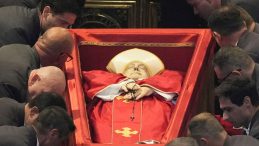 Papa Francis’in Sözlü Vasiyeti Ortaya Çıktı: “Ben Ölürsem Halefim İznik’e Gitsin”