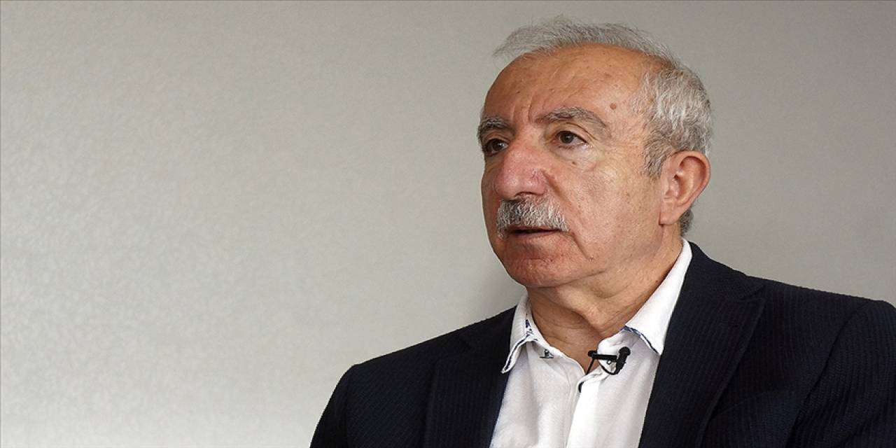 Orhan Miroğlu Açıklamalarını Yaparken