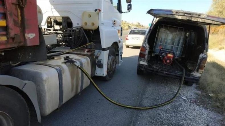 Rüşvetle Akaryakıt Kaçakçılığı: Tonlarca Yakıt Ele Geçirildi