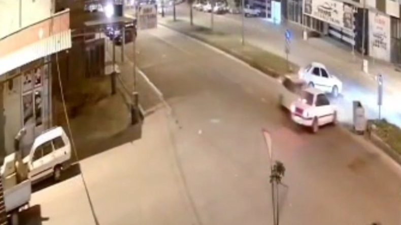 Şanlıurfa’da otomobiller çarpıştı: 1 ölü 2 yaralı
