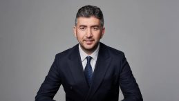 Sapanca Belediye Başkanı Nihat Arda Şahin’e Makamında Saldırı Girişimi Engellendi