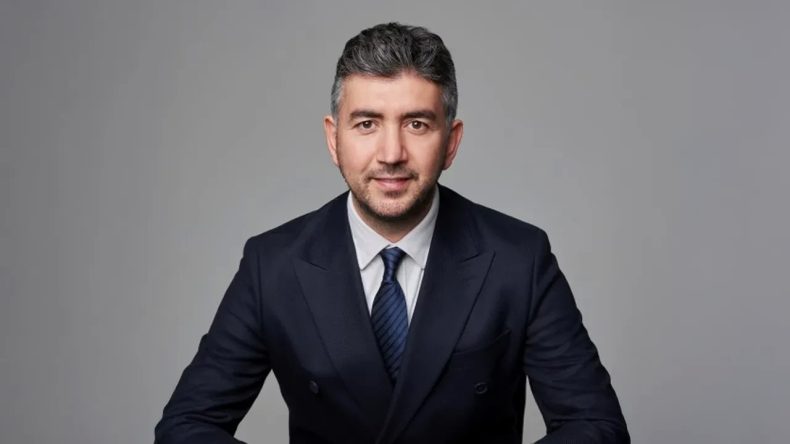 Sapanca Belediye Başkanı Nihat Arda Şahin’e Makamında Saldırı Girişimi Engellendi