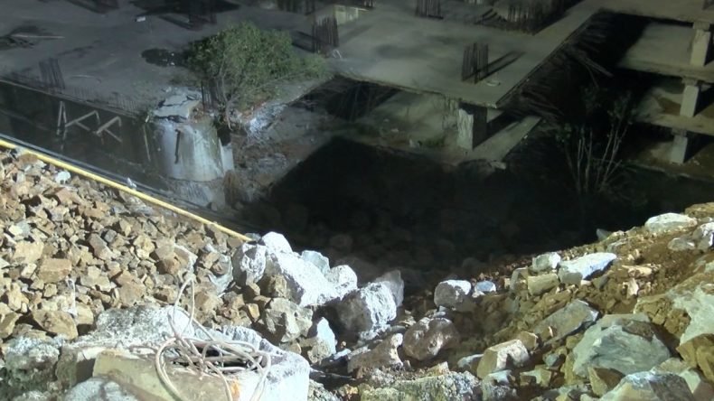 Sarıyer’de Çöken Yolun Onarım Çalışmaları Devam Ediyor