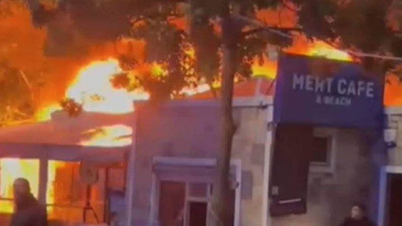Silivri’de Korkutan Yangın: Kafe Kullanılamaz Hale Geldi