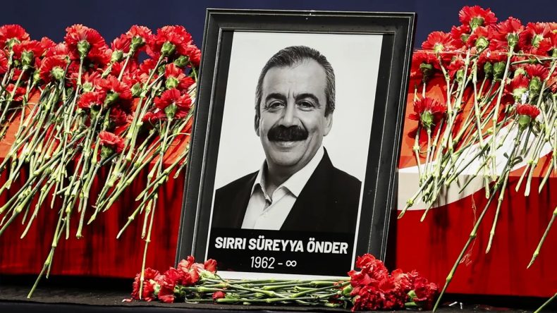 Sırrı Süreyya Önder’in Adı Diyarbakır’daki Bir Caddeye Verilecek