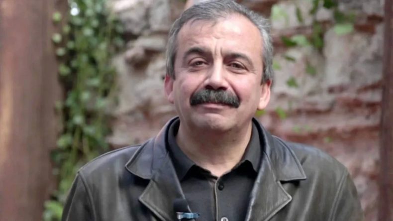 Sırrı Süreyya Önder’in Aracında Suikast Düzeneği İddiası: DEM Parti’den Açıklama