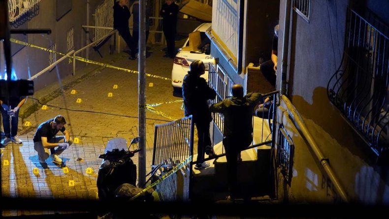 Şişli’de Polisin İkna Çabasıyla Gözaltına Alınan Silahlı Şahıs
