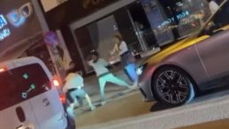 Sokak Ortasında Şok Edici Kavga