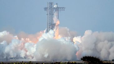 Starship’in Hane Kayıtlarına Bir Eksi Daha: SpaceX Kontrolü Kaybetti