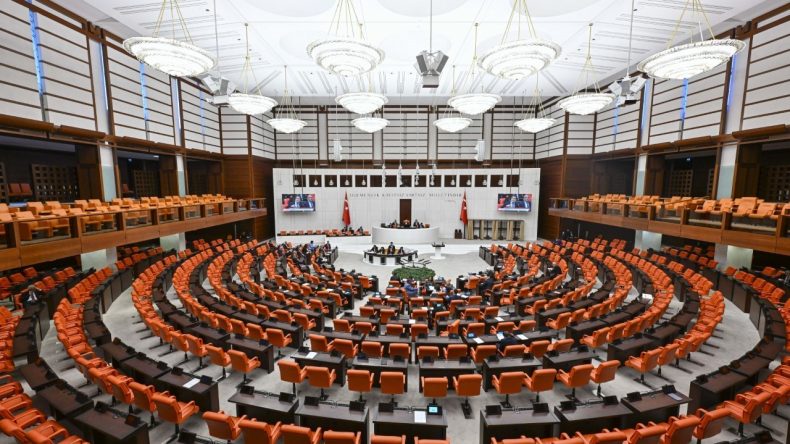 TRT’ye İlişkin Düzenleme de İçeriyor: Torba Kanun Kabul Edildi
