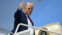 Trump, İkinci Döneminde İlk Resmi Gezisini Orta Doğu’ya Düzenleyecek
