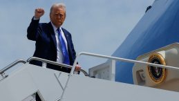 Trump’tan Katar’ın Hediyesine Gelen Eleştirilere Yanıt: Bedavaya Alabilecekken Neden Para Verelim?