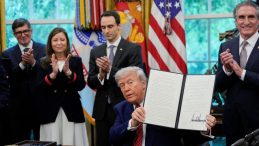 Trump’tan Nükleer Enerji Hamlesi