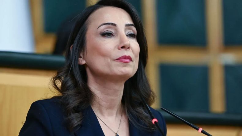 Tülay Hatimoğulları: Demokratik Cumhuriyetin Yolu Açılmıştır