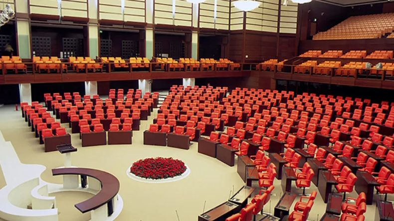 Üç Milletvekili İçin Dokunulmazlık Dosyaları TBMM’ye Sunuldu