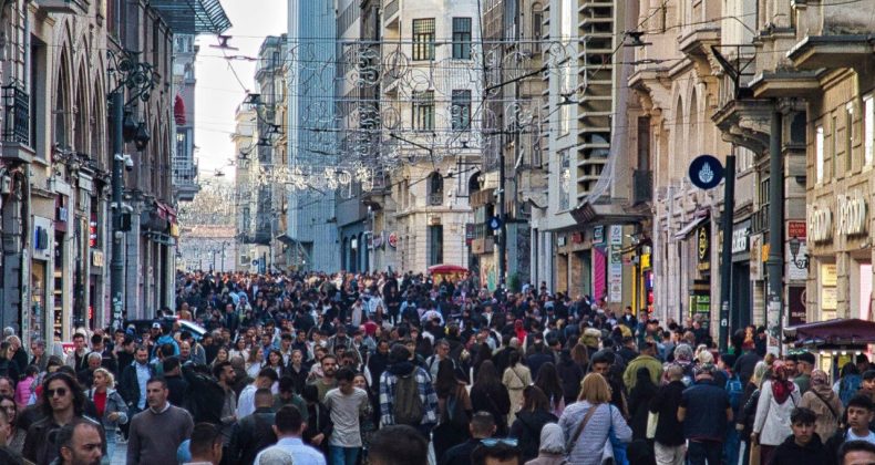 Vatandaşların yalnızca yüzde 33’ü hayatından memnun