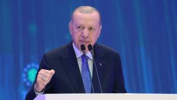 Vatandaştan Erdoğan’a cevap: Affedersiniz etin, sütün yumurtanın fiyatını dert ediyor musunuz?