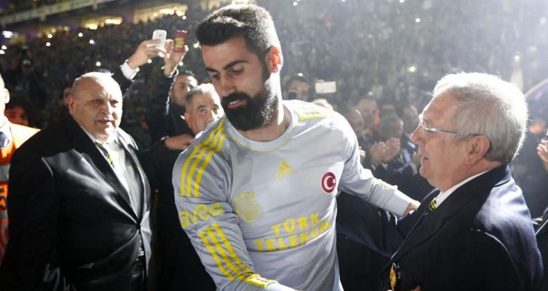 Volkan Demirel canlı yayında açıkladı: Aziz Yıldırım’ın teklifi ortaya çıktı