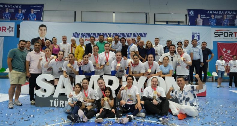 Yalıkavak’ın İki Kupa Birden Aldığı An