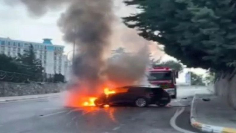 Yolda Yangın Faciası: Otomobil Alev Alev Yandı