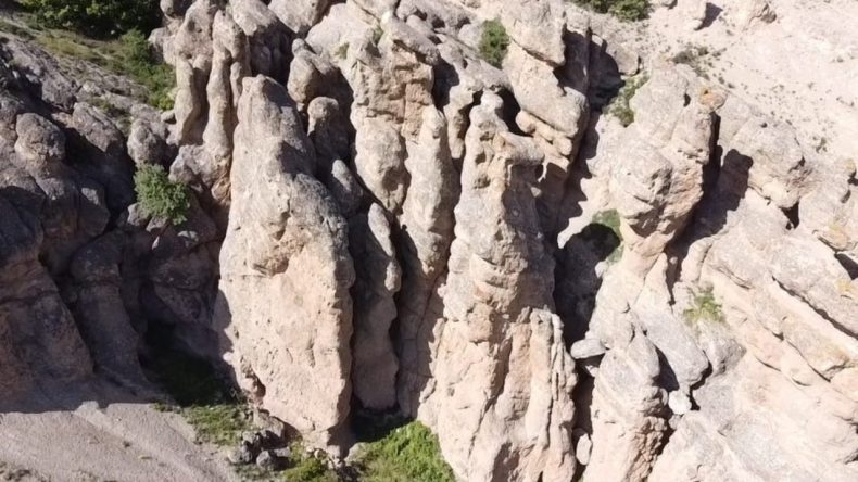 Yozgat’ı Peri Bacaları ile Tanıştıran Doğal Oluşum