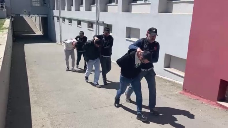 1 Ton Uyuşturucu Ele Geçirildi