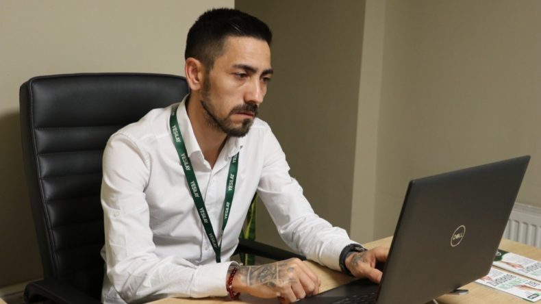 18 Yıllık Bağımlılığından Kurtuldu, Artık İyileşme Koçluğu Yapıyor