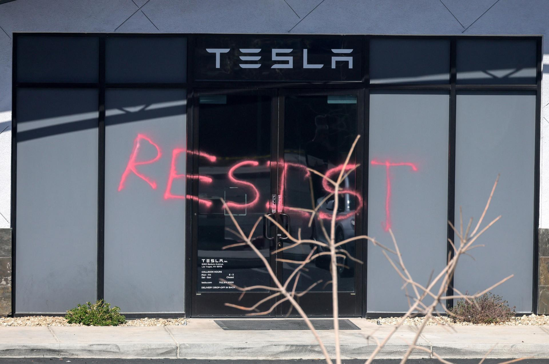 Musk ve Siyasi Mitingler