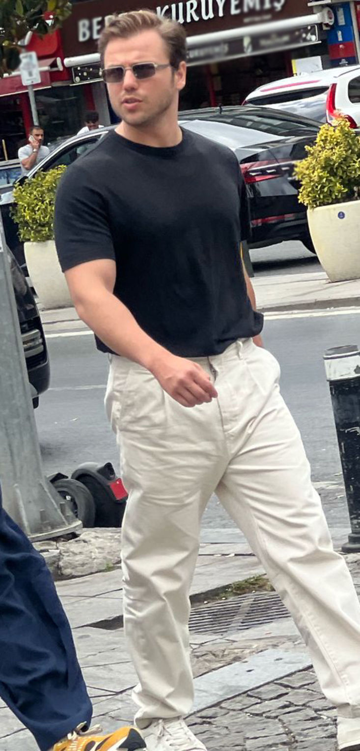 Tolga Sarıtaş