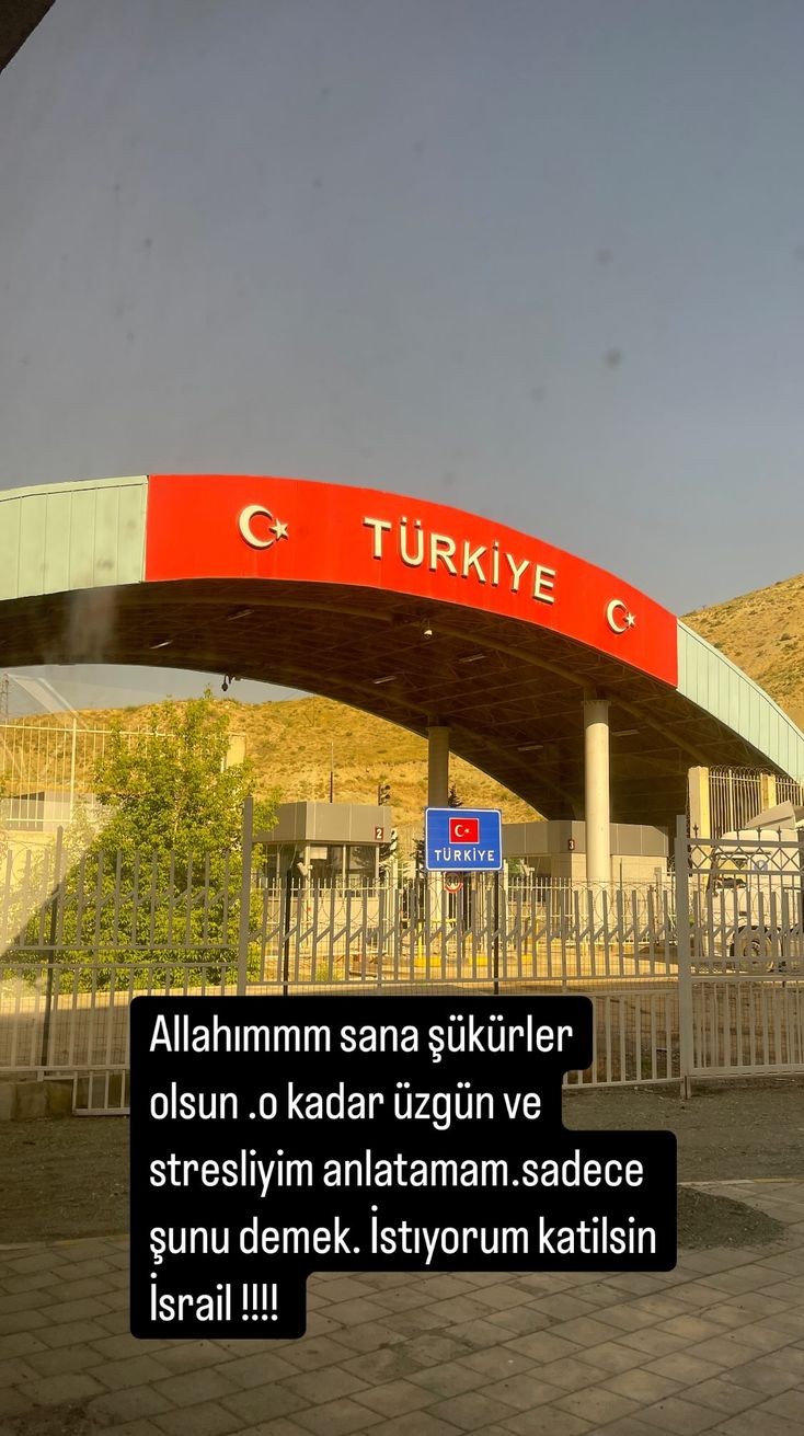 Lara mutlulukla evine döndü
