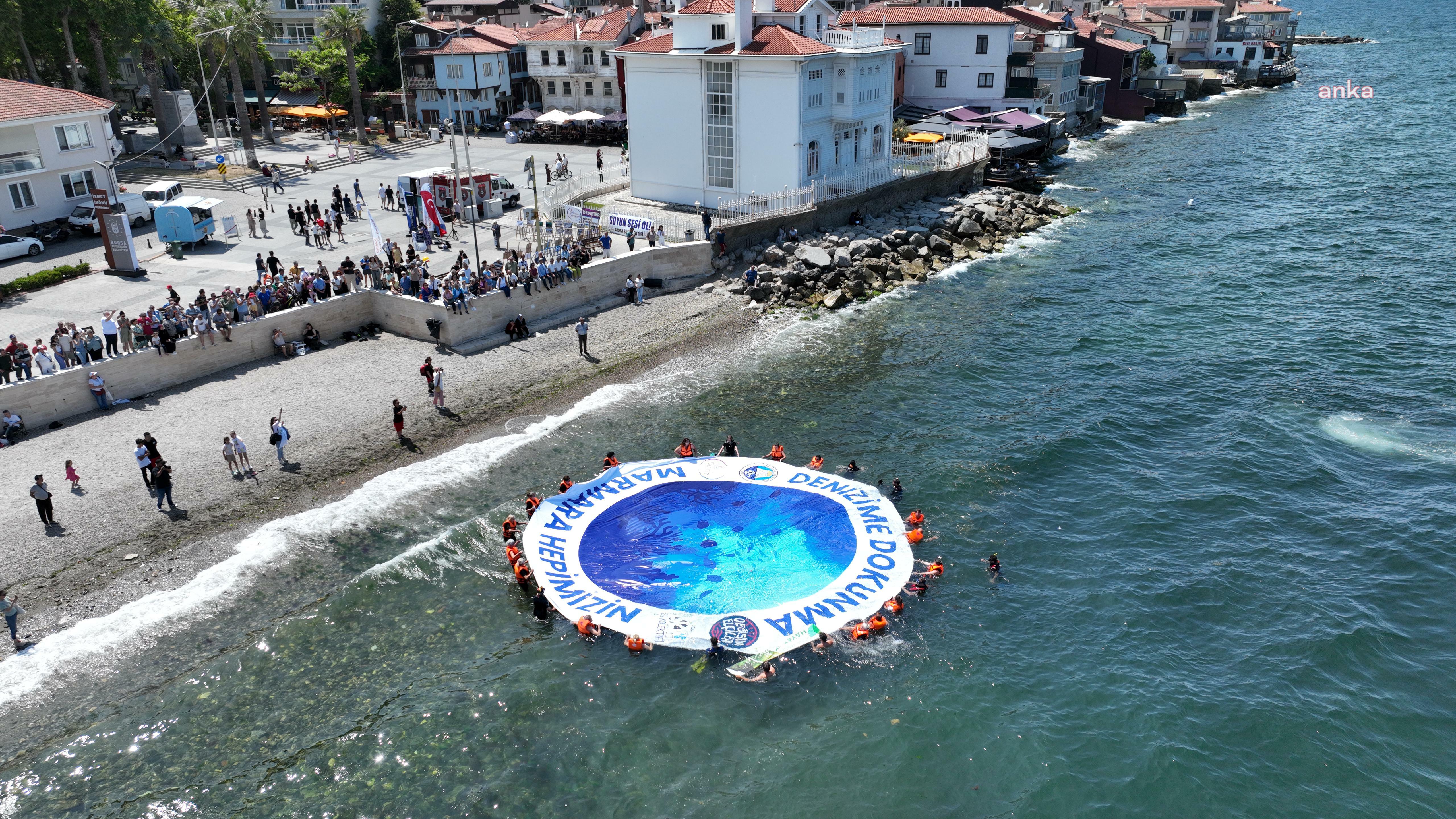 Denizime Dokunma Pankartı