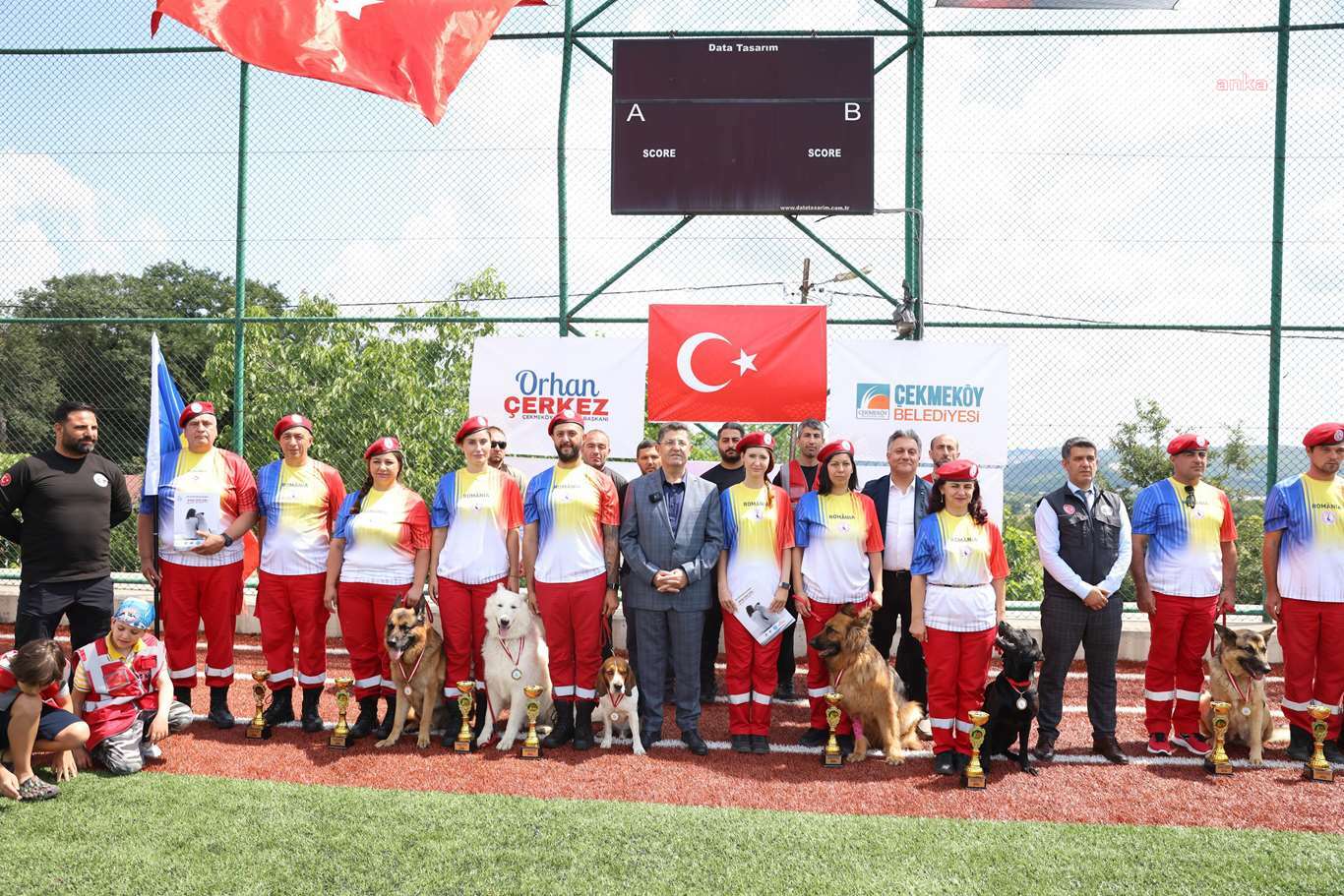 Yetenek Sergileyen Köpekler