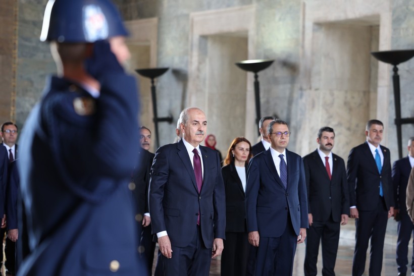 TBMM Başkanı Numan Kurtulmuş Anıtkabir’de