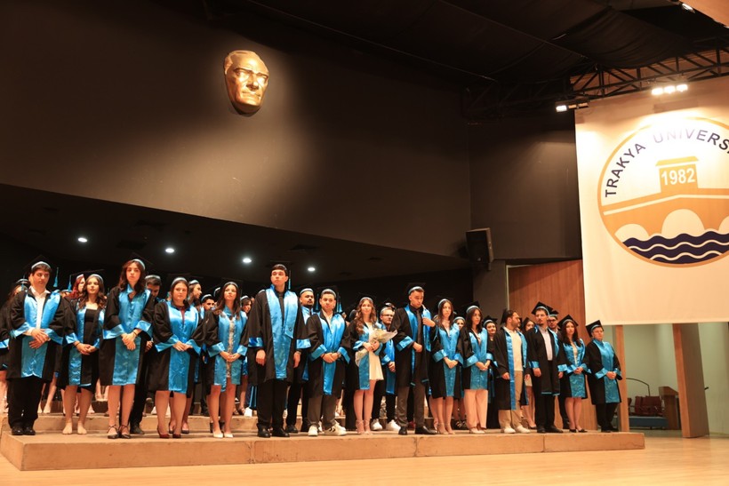 Kaya ve Kızı