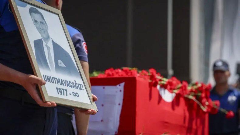 AK Parti, Manisa’daki Başkanlık Seçiminde Aday Çıkarmayacak