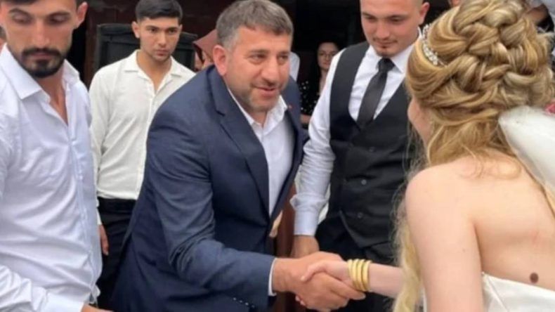 AKP’li Belediye, Vergilerle Altın Alıp Takı Dağıttı
