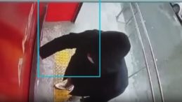 ATM Önünde Dikkat Çeken Dolandırıcılık Olayı