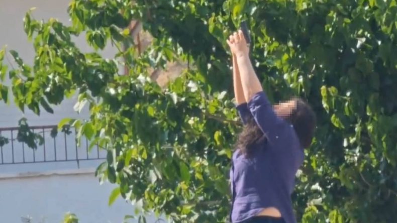 Avukatlık Ofisi Önünde Silahlı Gerginlik! Kadın Kendini Vurmaya Kalktı